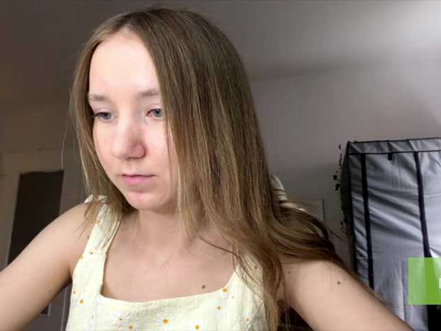 lisasmall live cam on BongaCams