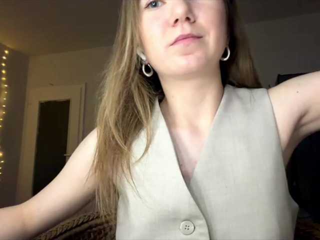 lisasmall live cam on BongaCams