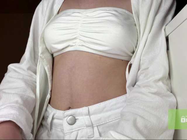 lisasmall live cam on BongaCams