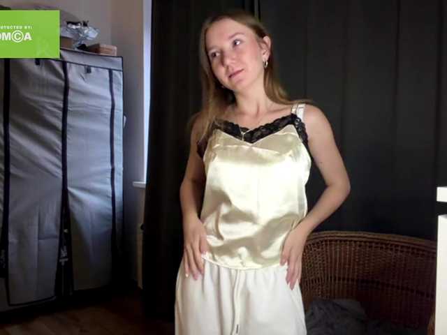 lisasmall live cam on BongaCams