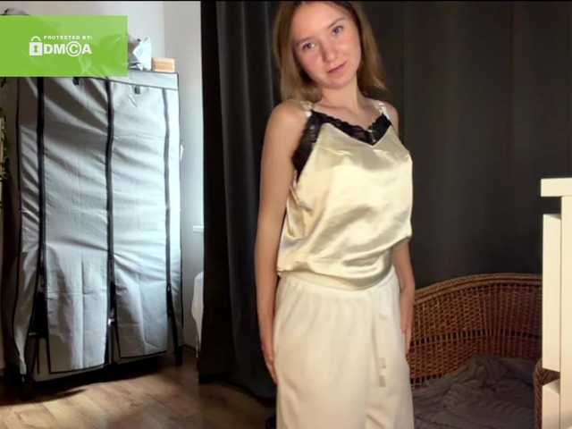 lisasmall live cam on BongaCams