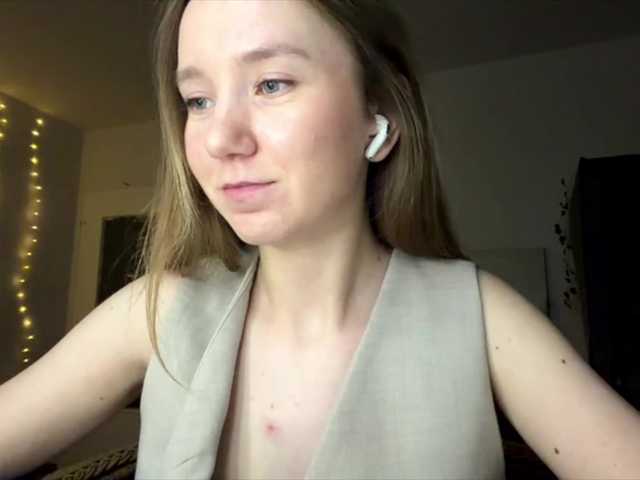 lisasmall live cam on BongaCams