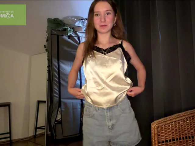 lisasmall live cam on BongaCams