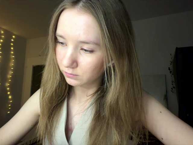 lisasmall live cam on BongaCams