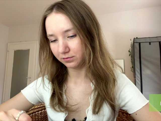lisasmall live cam on BongaCams