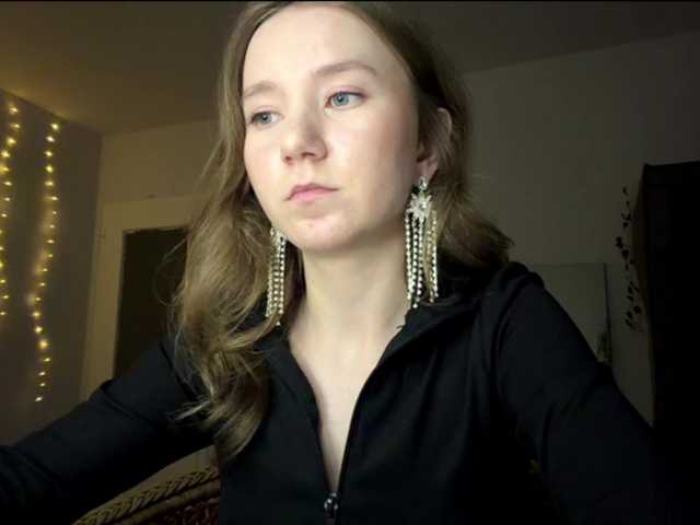 lisasmall live cam on BongaCams