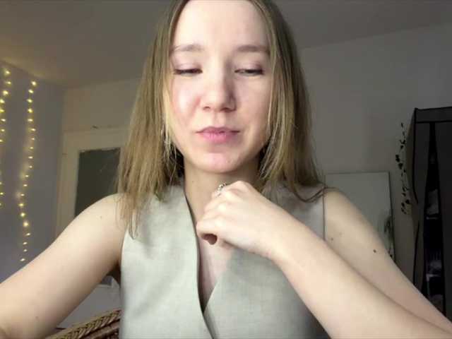 lisasmall live cam on BongaCams