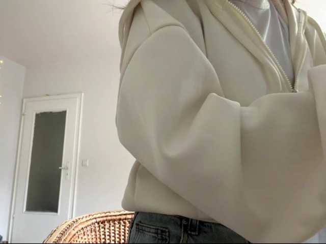 lisasmall live cam on BongaCams