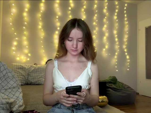 lisasmall live cam on BongaCams