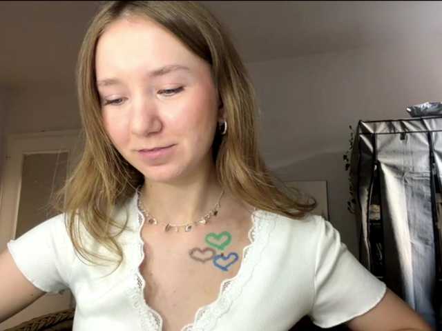 lisasmall live cam on BongaCams