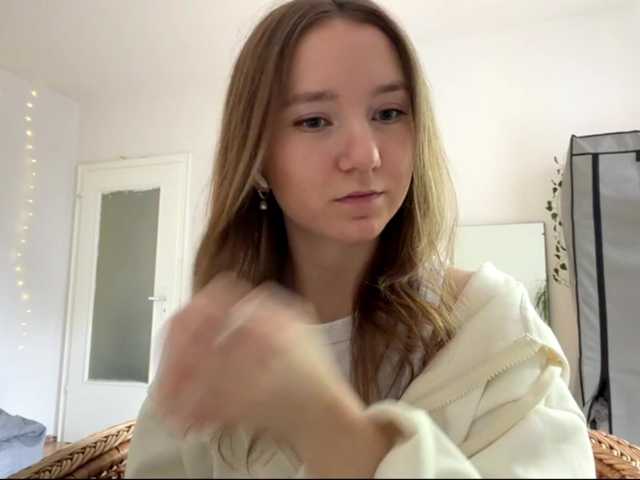 lisasmall live cam on BongaCams