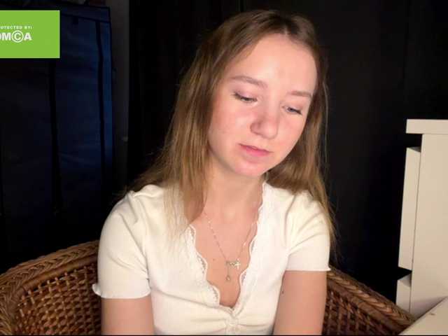 lisasmall live cam on BongaCams