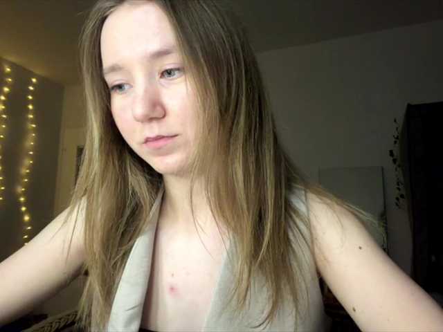 lisasmall live cam on BongaCams