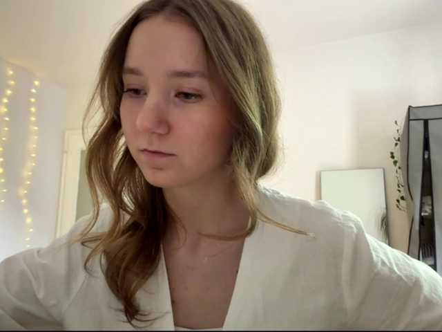 lisasmall live cam on BongaCams