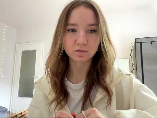 lisasmall live cam on BongaCams