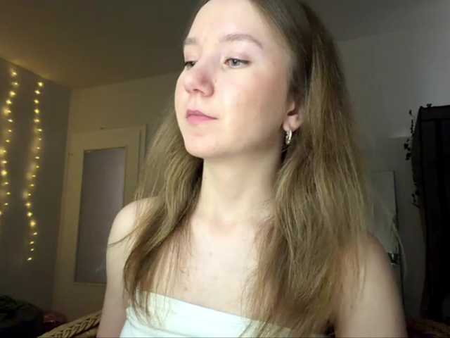 lisasmall live cam on BongaCams