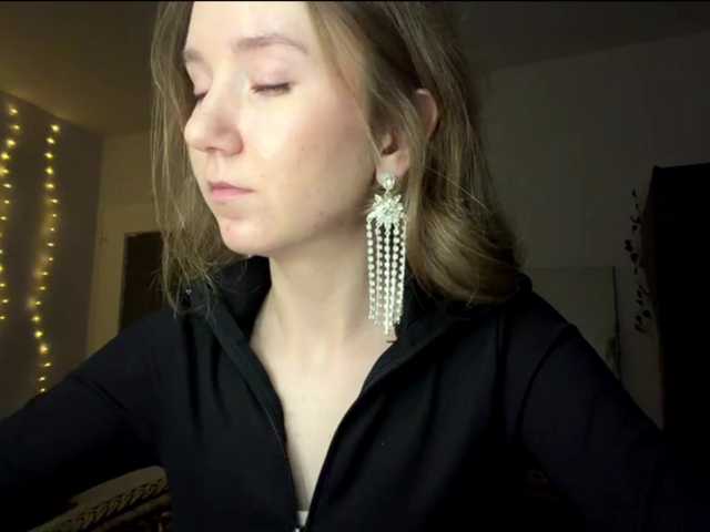 lisasmall live cam on BongaCams