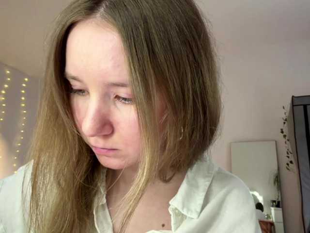 lisasmall live cam on BongaCams