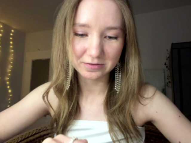 lisasmall live cam on BongaCams