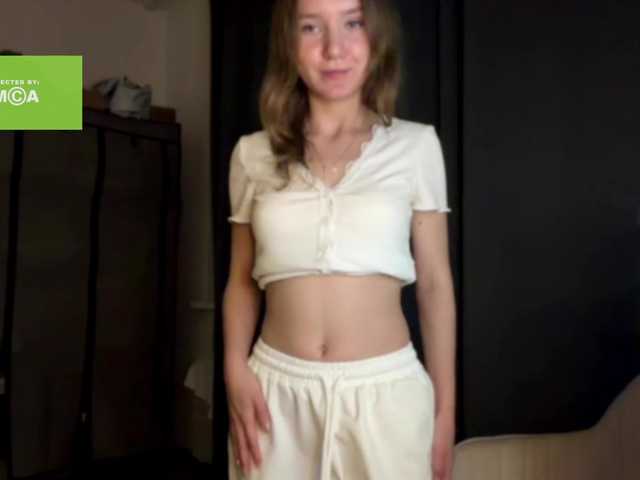 lisasmall live cam on BongaCams