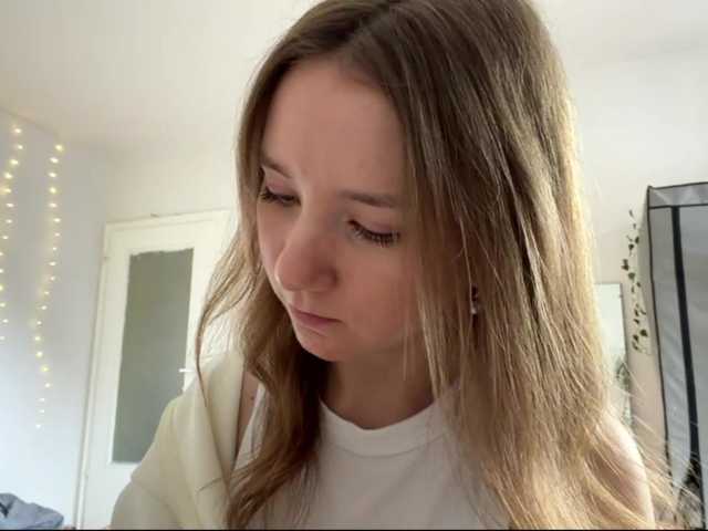 lisasmall live cam on BongaCams