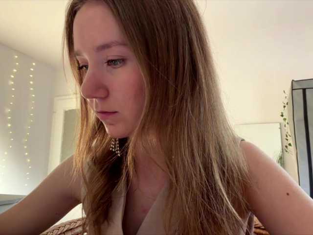 lisasmall live cam on BongaCams