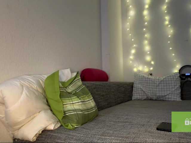 lisasmall live cam on BongaCams
