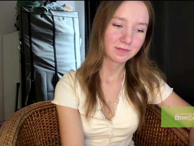 lisasmall live cam on BongaCams