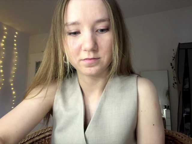 lisasmall live cam on BongaCams