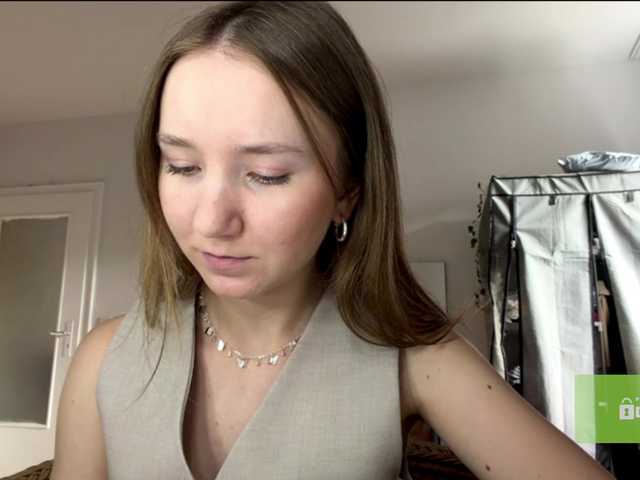 lisasmall live cam on BongaCams