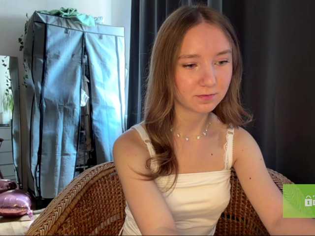 lisasmall live cam on BongaCams