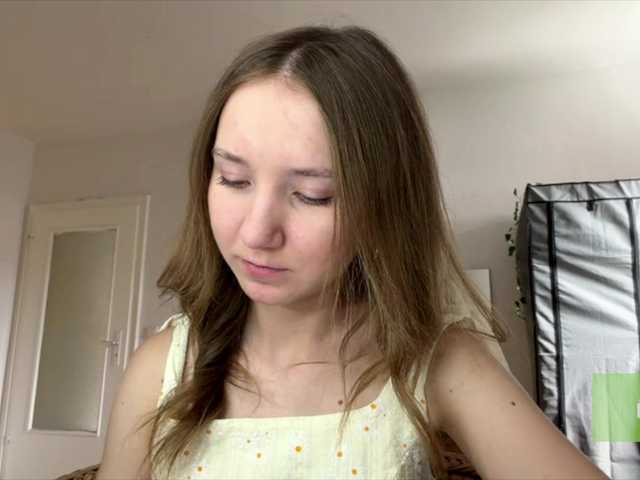 lisasmall live cam on BongaCams