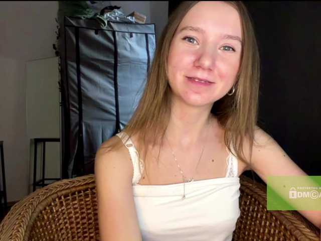 lisasmall live cam on BongaCams