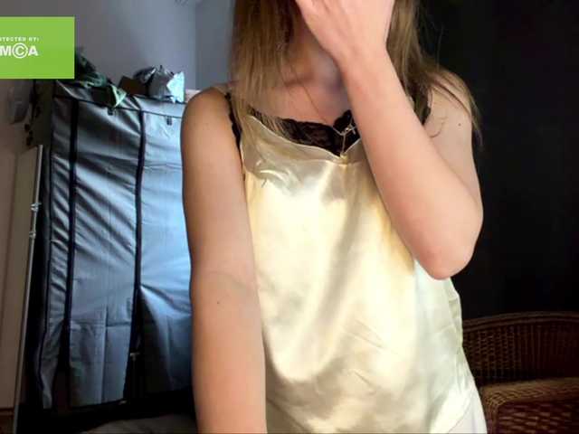lisasmall live cam on BongaCams