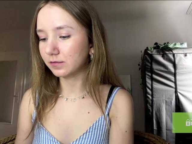 lisasmall live cam on BongaCams