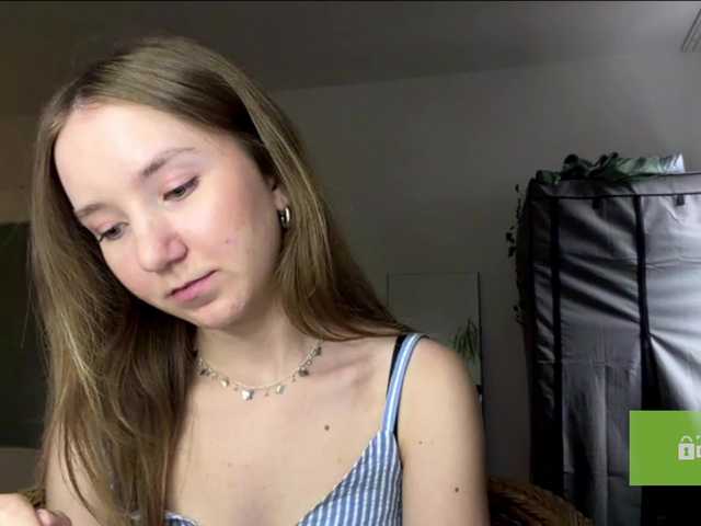 lisasmall live cam on BongaCams