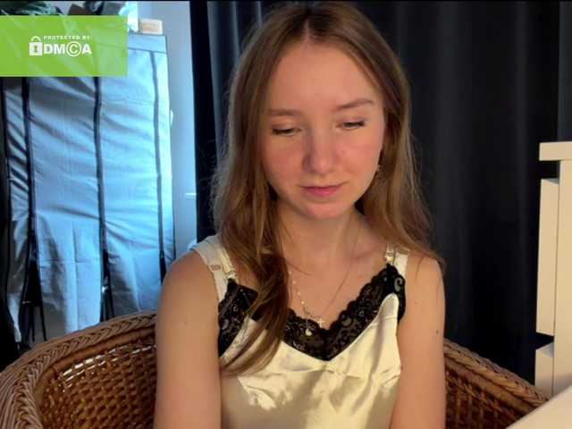 lisasmall live cam on BongaCams