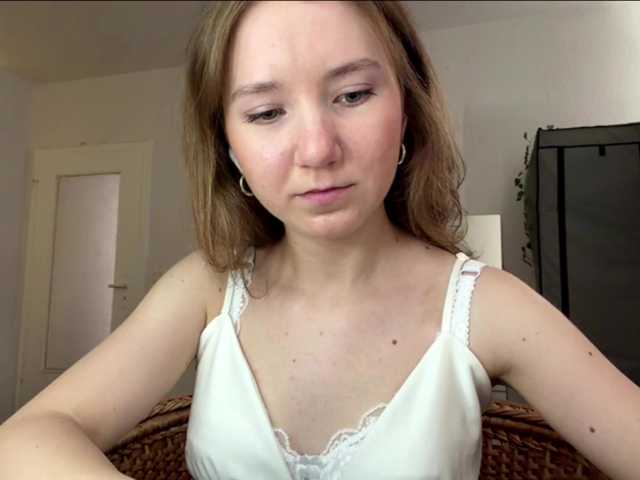 lisasmall live cam on BongaCams