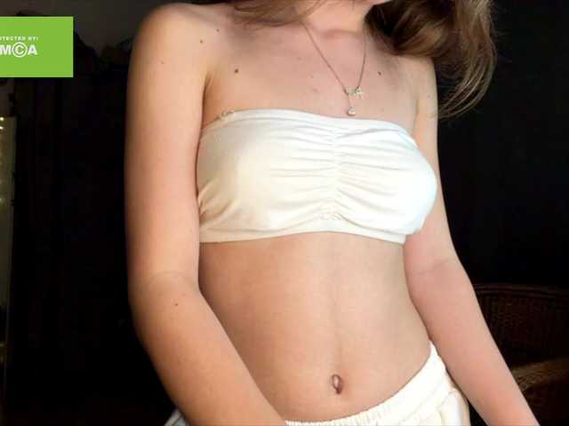 lisasmall live cam on BongaCams