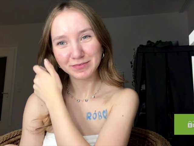 lisasmall live webcam show