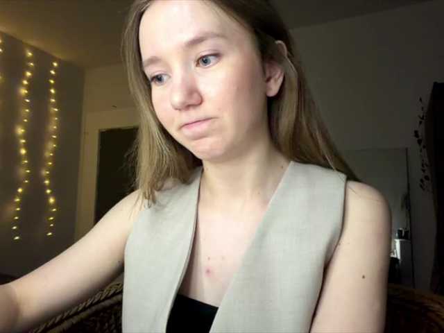 lisasmall live cam