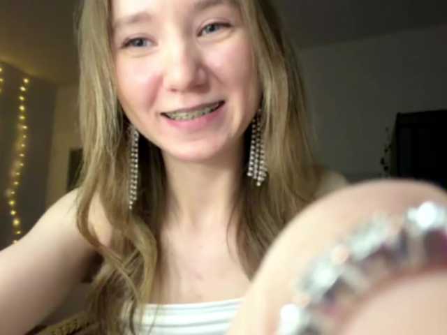 lisasmall live cam on BongaCams