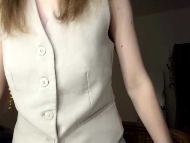 lisasmall live cam on BongaCams