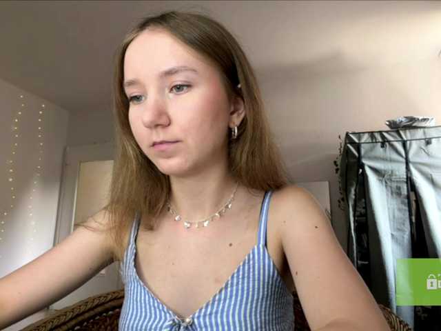 lisasmall live cam on BongaCams