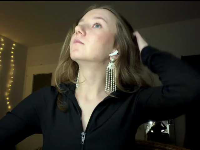 lisasmall live cam on BongaCams