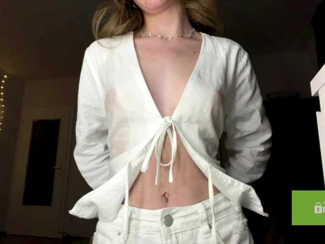 lisasmall live cam on BongaCams