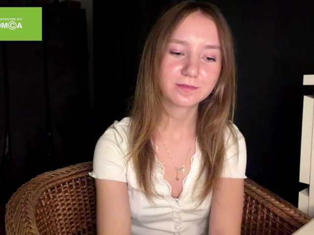 lisasmall live cam on BongaCams