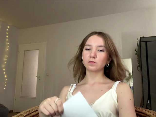lisasmall live cam on BongaCams