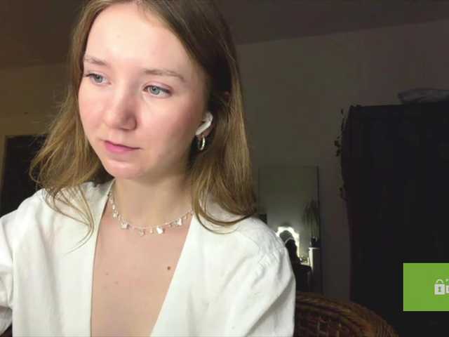 lisasmall live cam on BongaCams