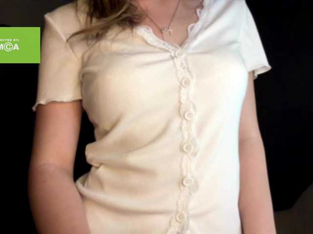 lisasmall live cam on BongaCams